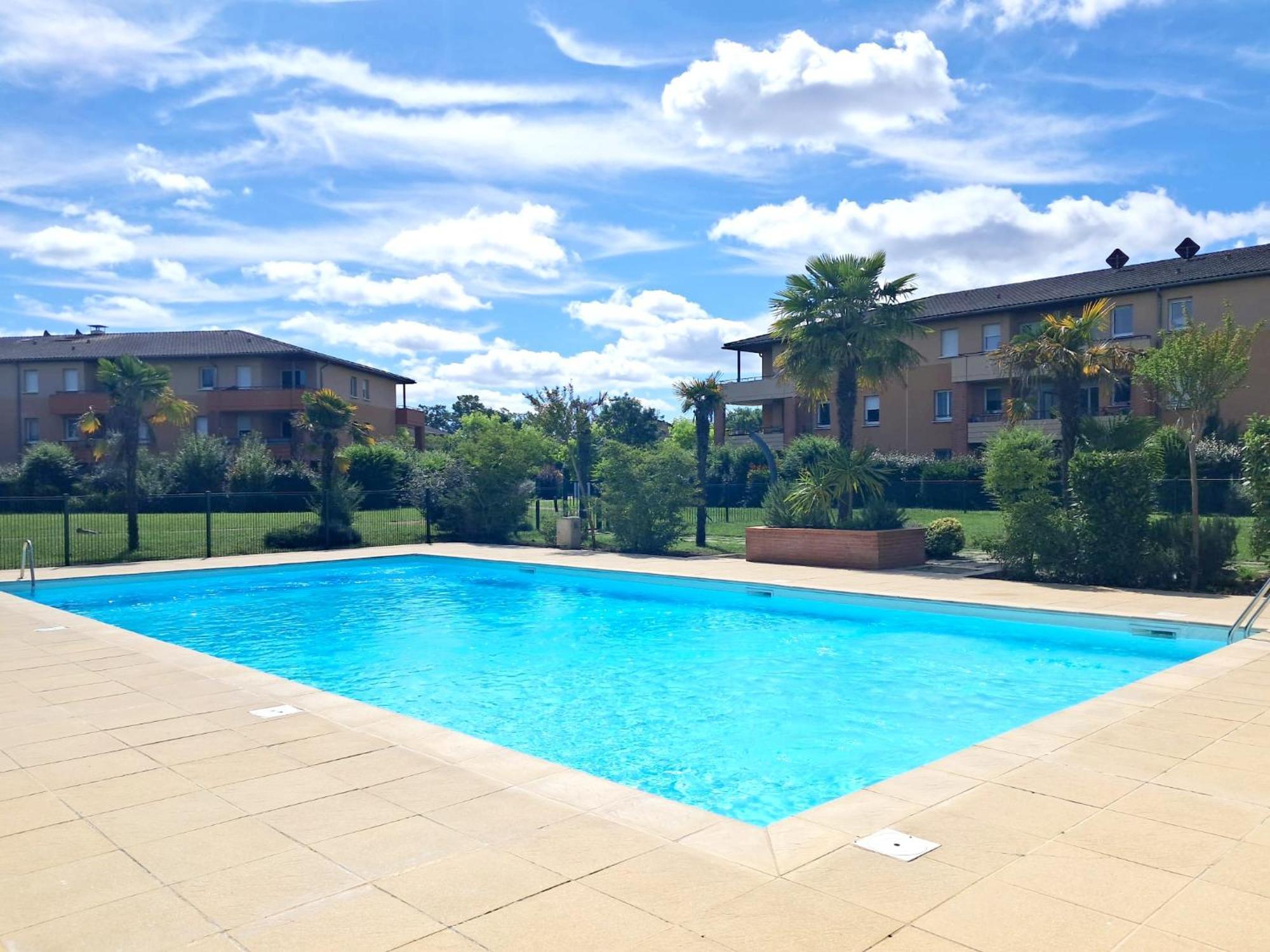 Apartament Le Montauriol - Logement Avec Terrasse - Piscine -Tennis - Place De Parking Privee Montauban Zewnętrze zdjęcie